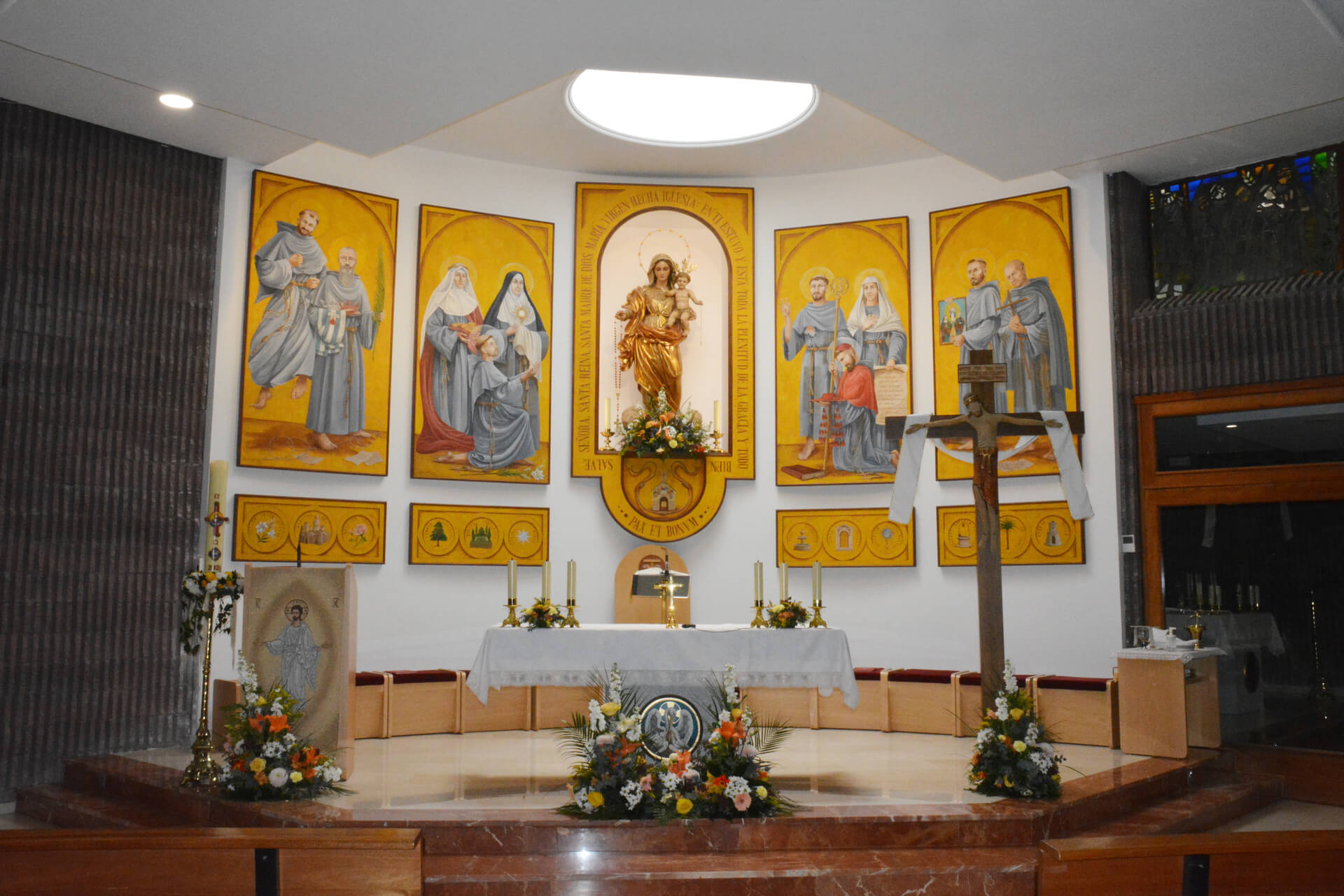 altar parroquia del rosario